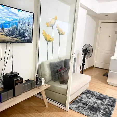 Azure Staycation Magical Suite Manila Exterior photo