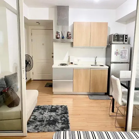 Azure Staycation Magical Suite Manila Exterior photo